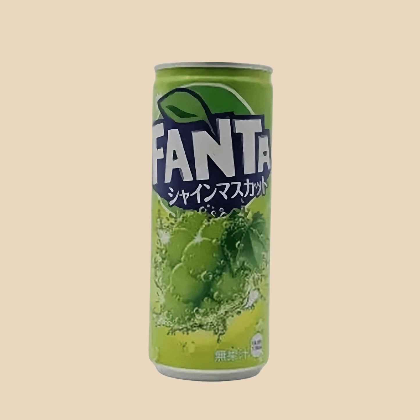 Canette de Fanta Muscat provenant du Japon, boisson gazeuse verte à la saveur de raisin muscat.