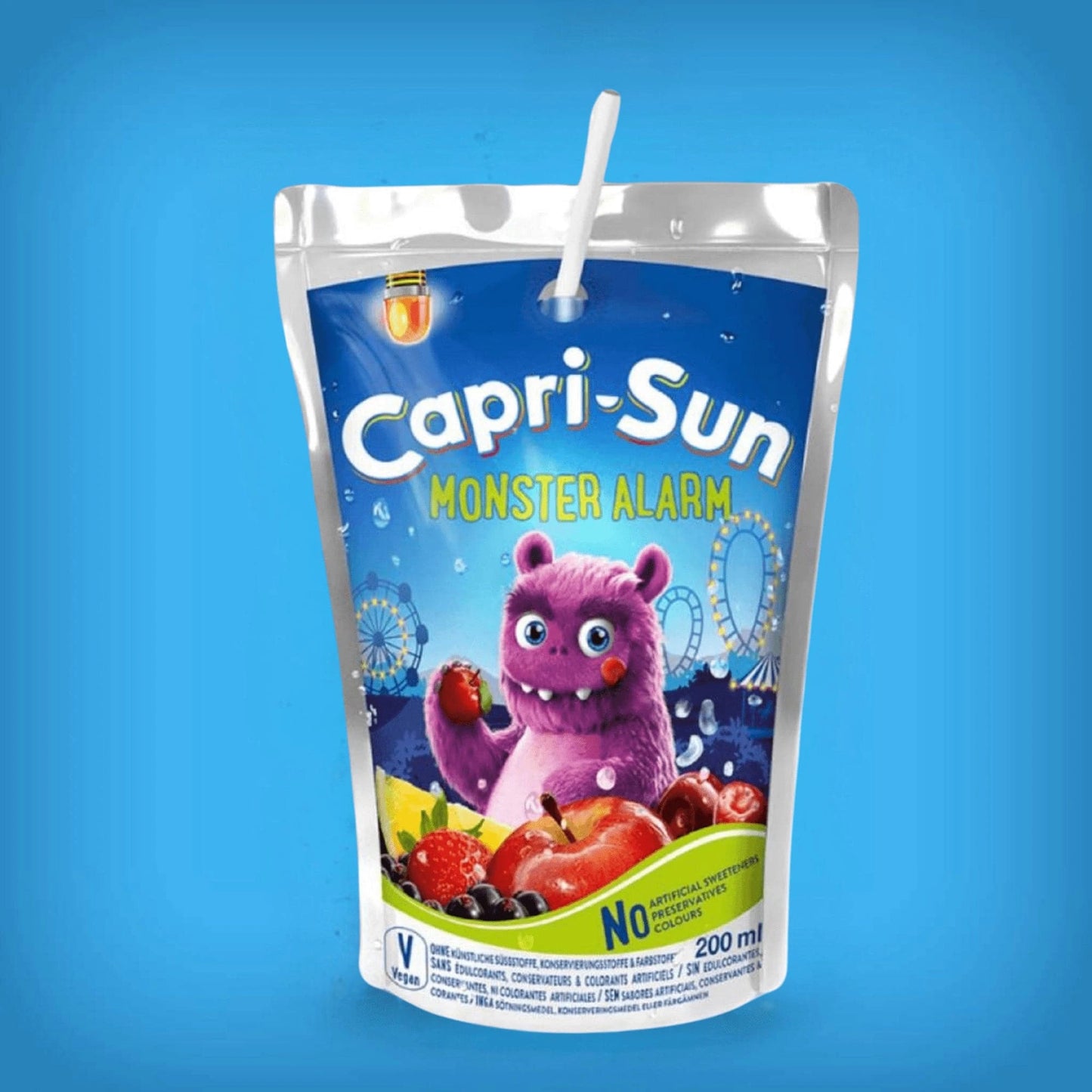 Capri-Sun Monster Alarm, boisson fruitée aux saveurs de pomme, cassis et cerise.