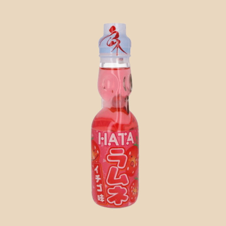 Ramune Hatakosen Fraise bouteille à bille soda japonais Hata Kosen